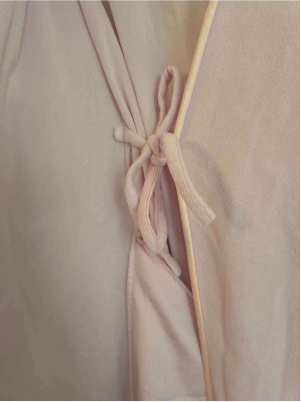 Vintage 80s Lorraine Robe Size S Light Pink Long Sleeve Floral Patch Embroidery - Picture 13 of 15